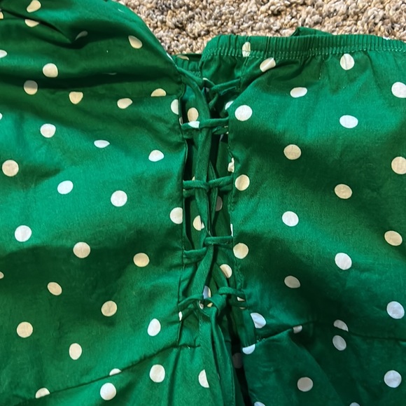 Short adjustable size dress - Picture 3 of 4